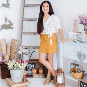 Meet your Posher, Emily